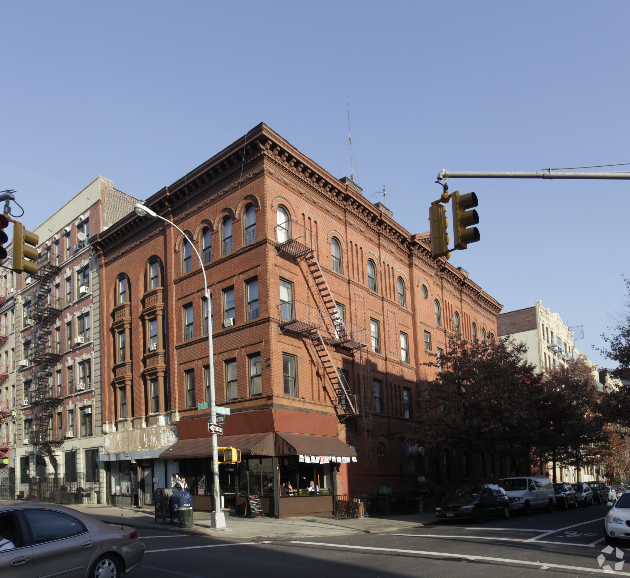 139 S Fourth St, Brooklyn, NY for sale Primary Photo- Image 1 of 1