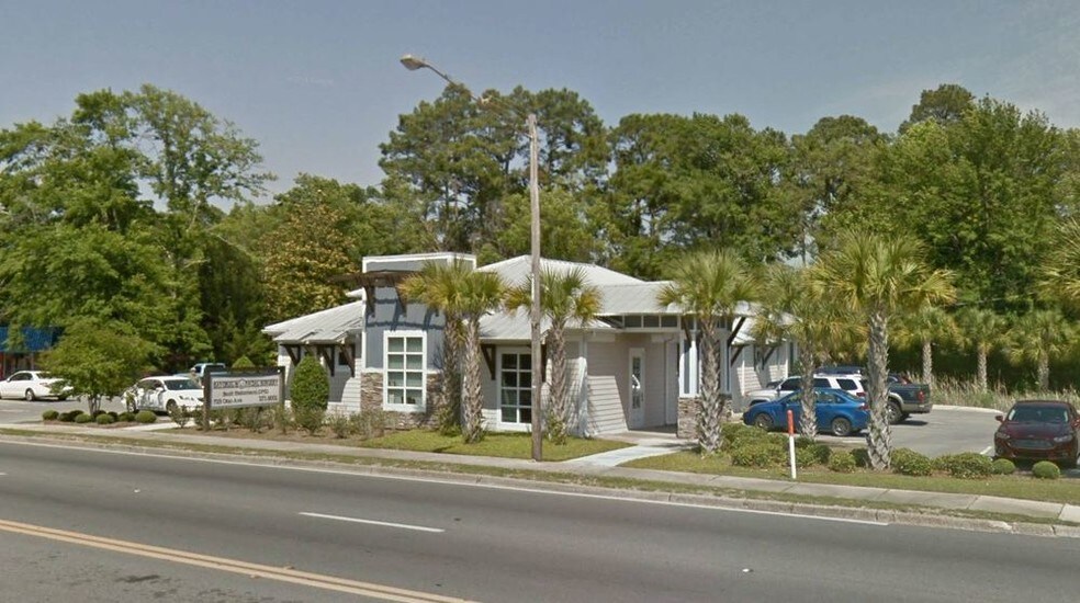 725 Ohio Ave, Lynn Haven, FL 32444