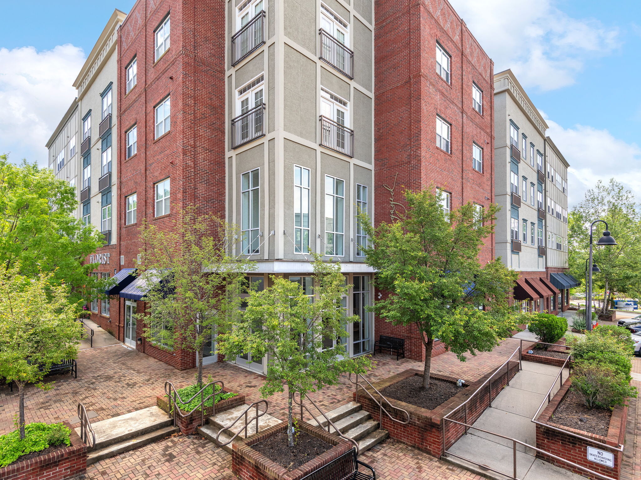 41-61 N Merrimon Ave, Asheville, NC for lease Interior Photo- Image 1 of 8
