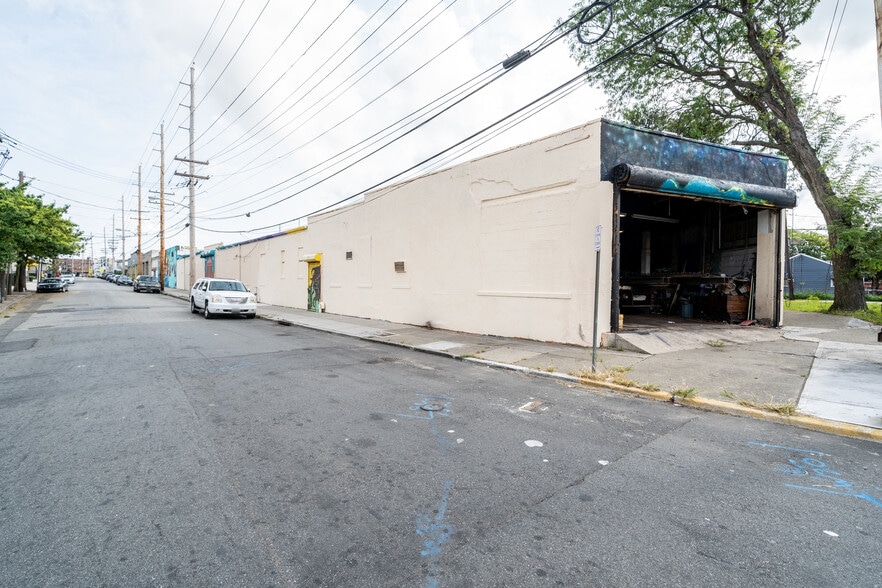1 Ocean Ave, Jersey City, NJ for lease - Building Photo - Image 2 of 29