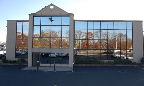 875 Sunrise Hwy, Lynbrook, NY for sale - Primary Photo - Image 1 of 1