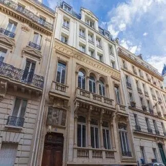 Office in Paris for lease Building Photo- Image 1 of 9