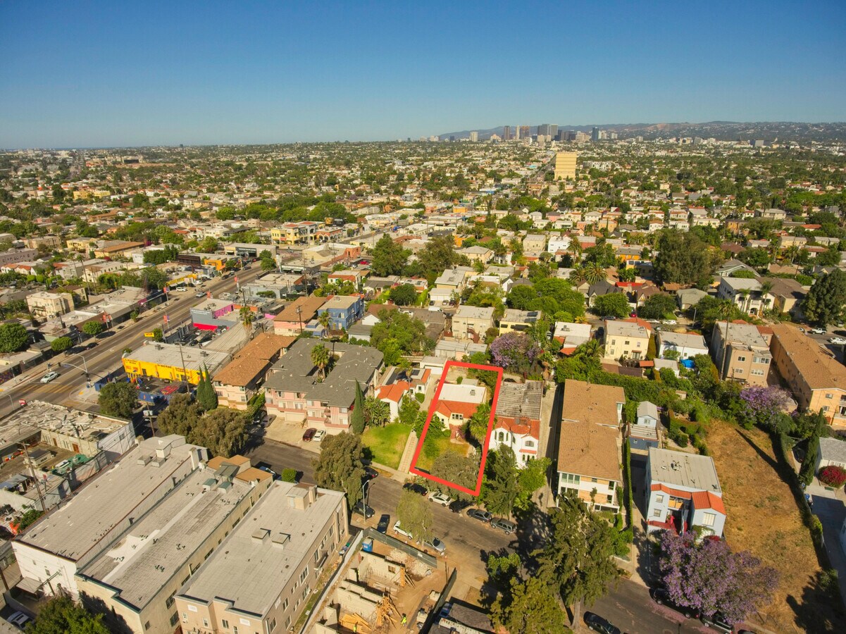 1349 S Burnside Ave, Los Angeles, CA 90019