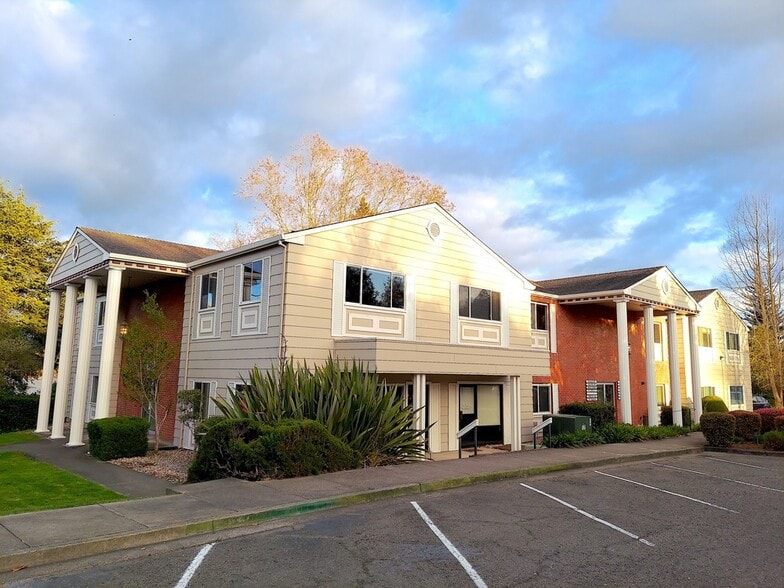 7765 Healdsburg Ave, Sebastopol, CA for lease - Building Photo - Image 3 of 3