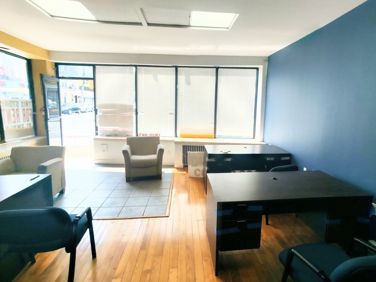 7019 Fresh Pond Rd, Ridgewood, NY for sale Primary Photo- Image 1 of 1