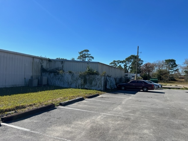 9594 SE Maricamp Rd, Ocala, FL for sale - Building Photo - Image 3 of 32