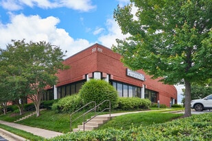 202 Perry Pky, Gaithersburg MD - Warehouse