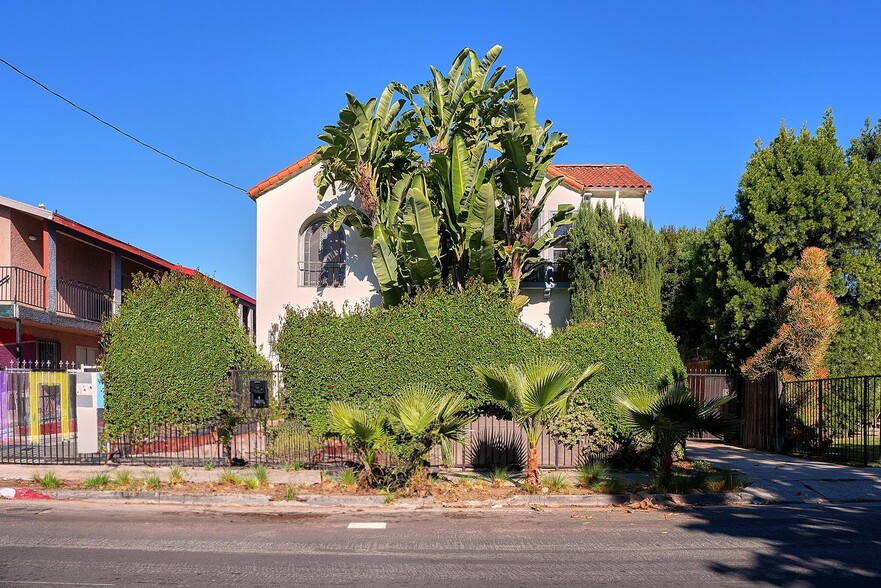 6669 De Longpre Ave, Los Angeles, CA for sale - Primary Photo - Image 1 of 62