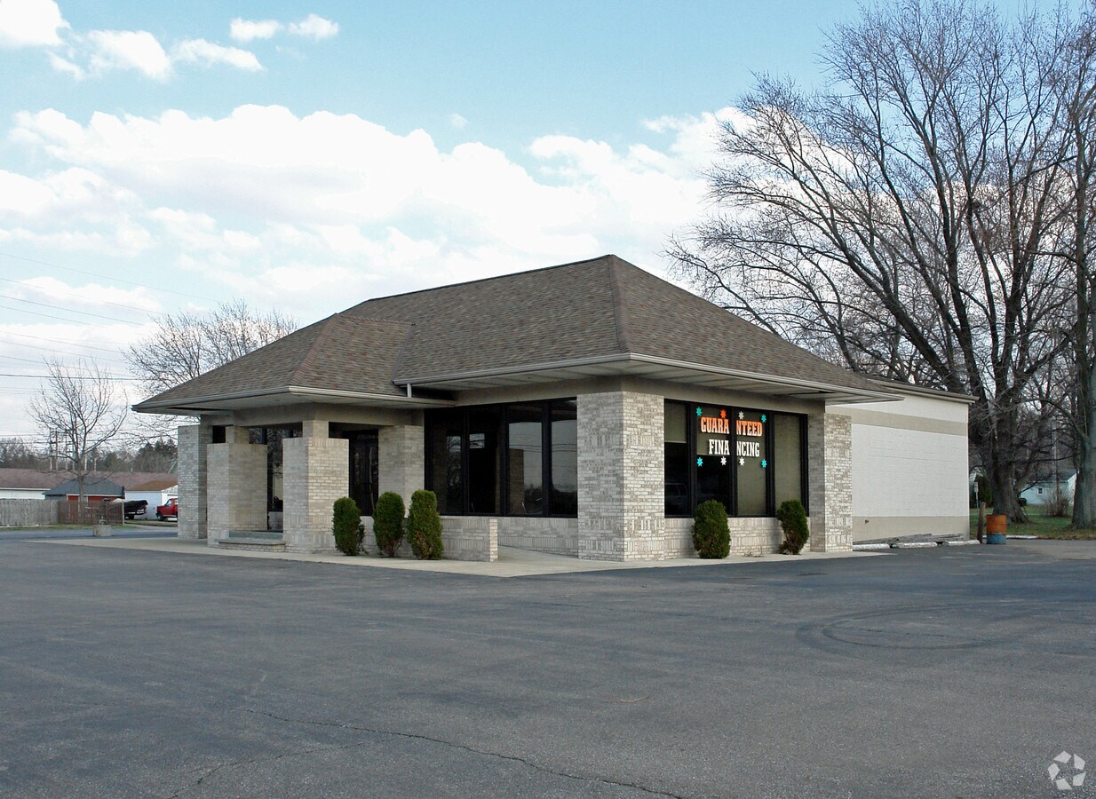 42015 N Ridge Rd, Lorain, OH 44055