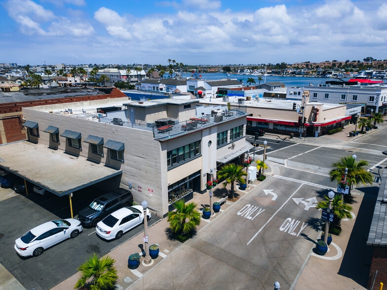 107-111 Main St, Newport Beach, CA for sale - Building Photo - Image 2 of 5