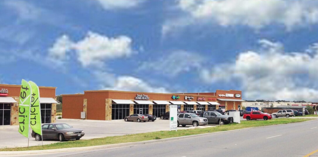 1416 W Oaklawn Rd, Pleasanton, TX for sale Building Photo- Image 1 of 1