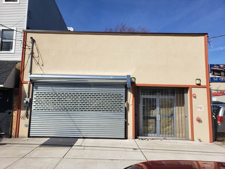 526 Broadway, Newark, NJ for sale - Building Photo - Image 1 of 1