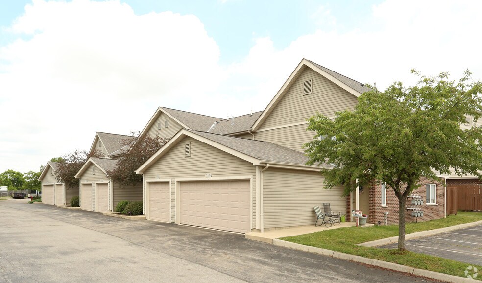 5303 Amalfi Dr, Canal Winchester, OH for sale - Primary Photo - Image 1 of 1