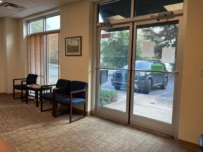 188 Medical Park Dr, Brevard, NC for lease Interior Photo- Image 1 of 7