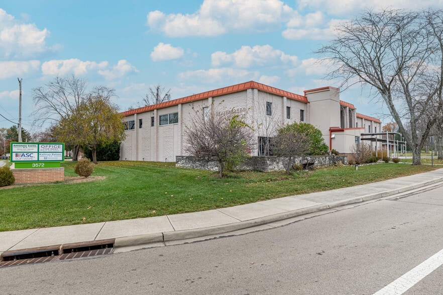 3572 Dayton-Xenia Rd, Beavercreek, OH for lease - Building Photo - Image 3 of 14