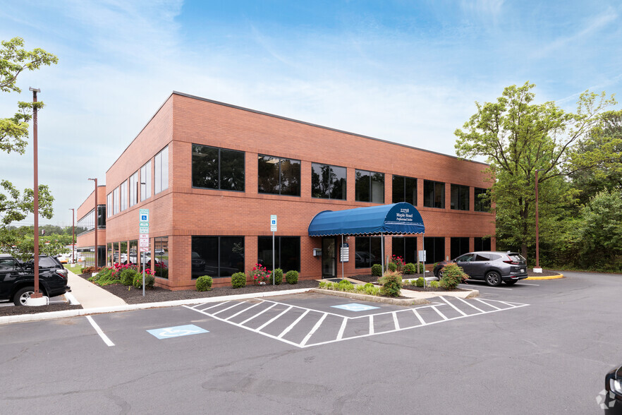 22738 Maple Rd, Lexington Park, MD for lease - Building Photo - Image 2 of 8