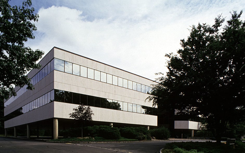 88 Danbury Rd, Wilton, CT for lease - Building Photo - Image 3 of 9