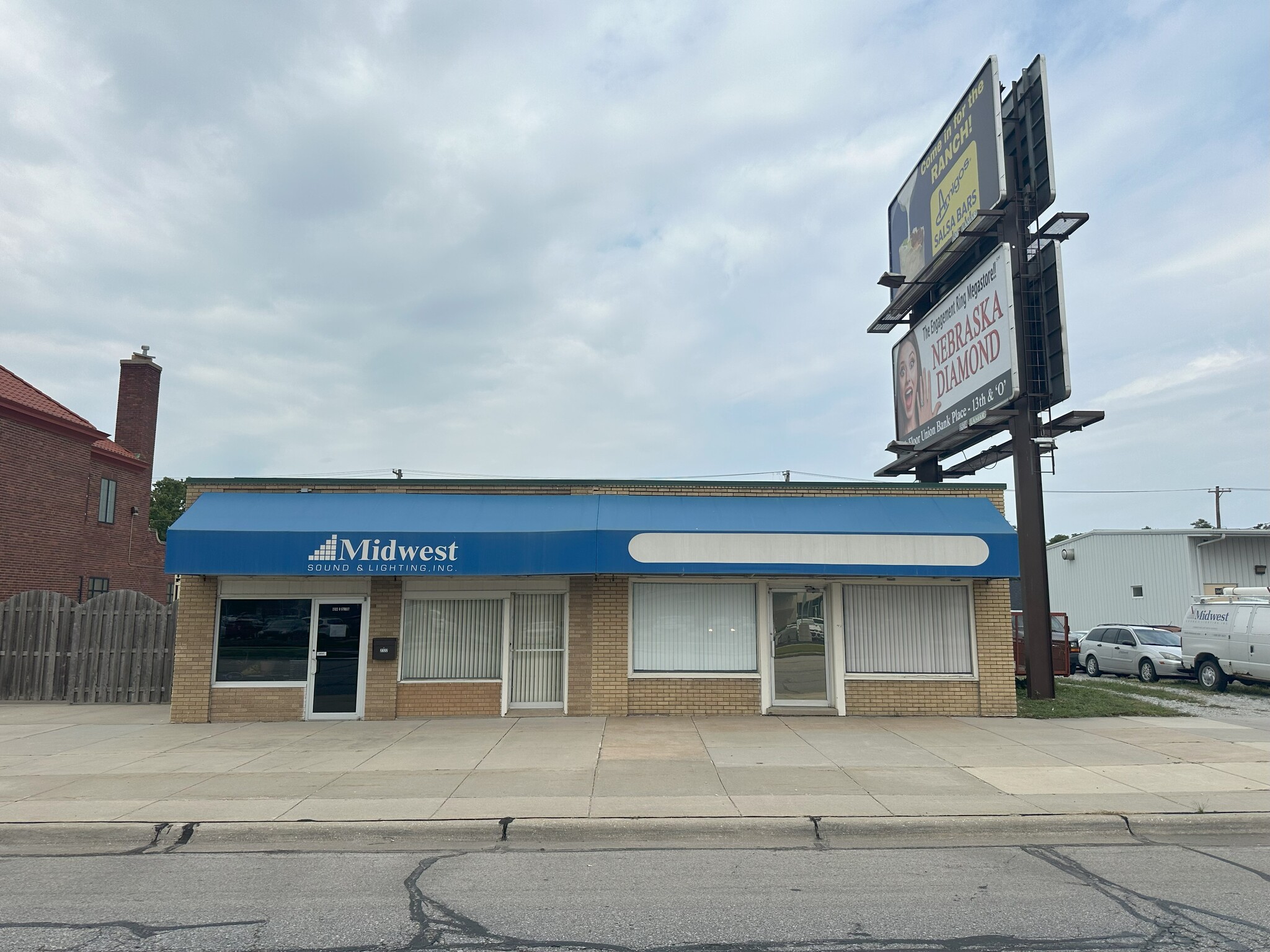 2322-2324 O St, Lincoln, NE for sale Building Photo- Image 1 of 24