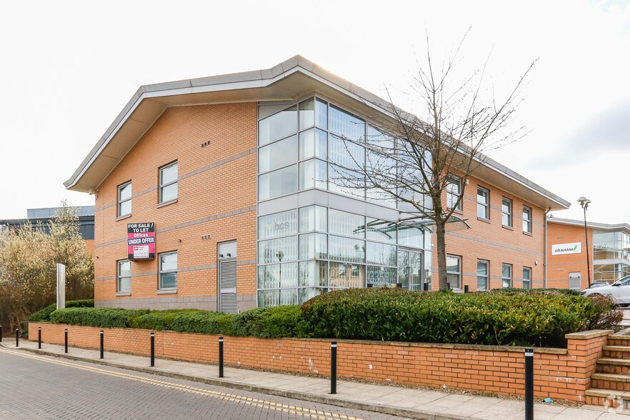 3355 Thorpe Park, Leeds for sale - Primary Photo - Image 1 of 1