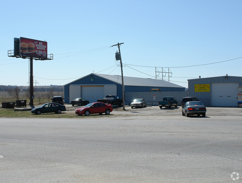 9924 S 36th St, Bellevue, NE for sale - Primary Photo - Image 1 of 1