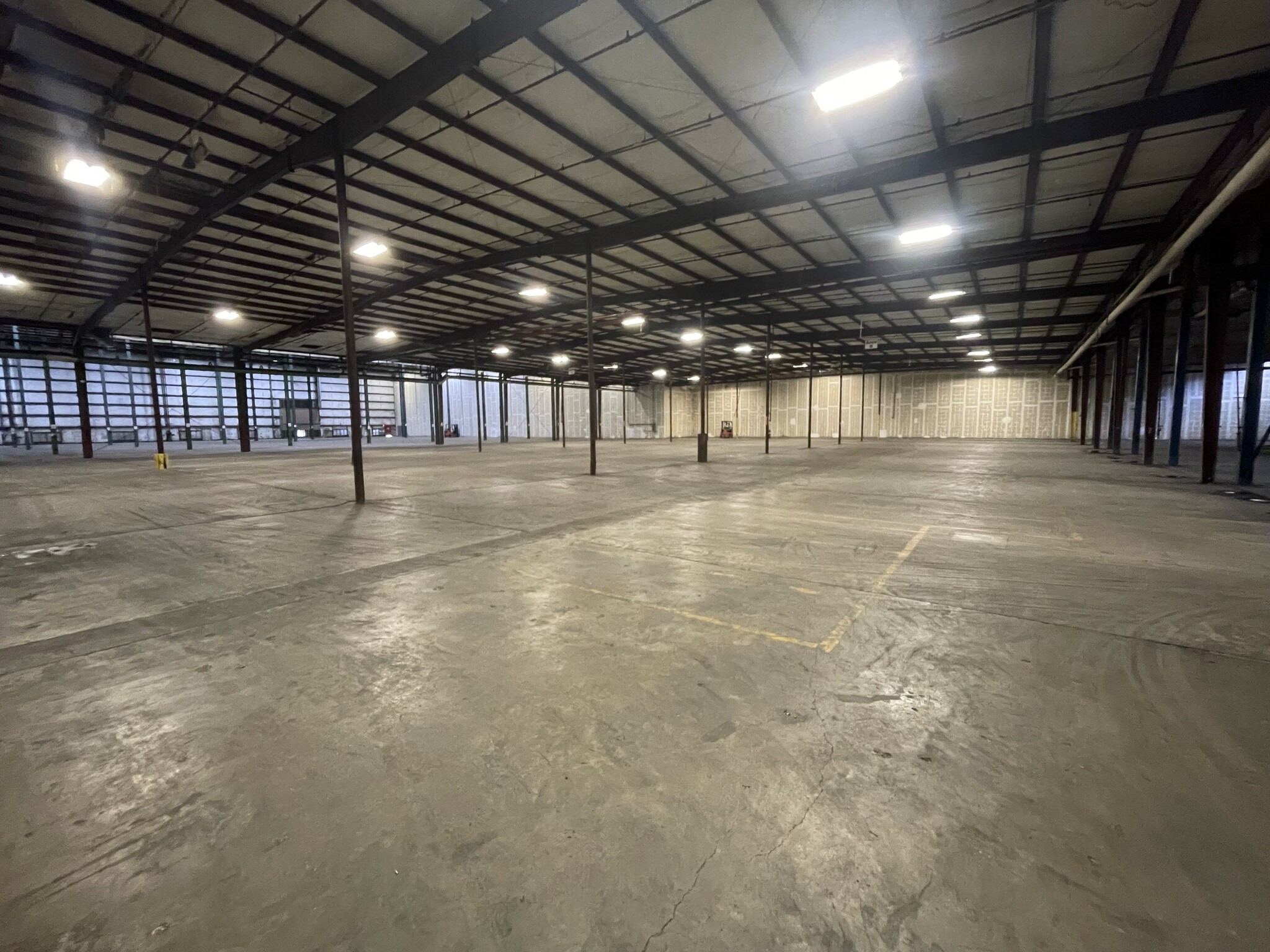 840 Boling St, Jackson, MS for lease Interior Photo- Image 1 of 4