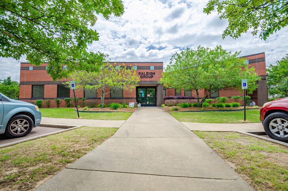 2860 Covington Pike, Memphis, TN 38128