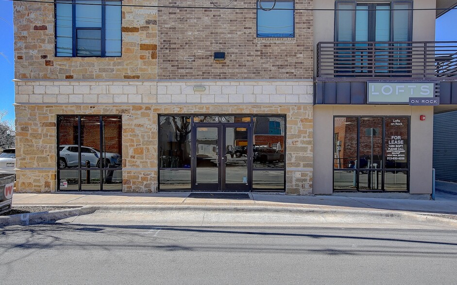 810 S Rock St, Georgetown, TX for lease - Building Photo - Image 3 of 17