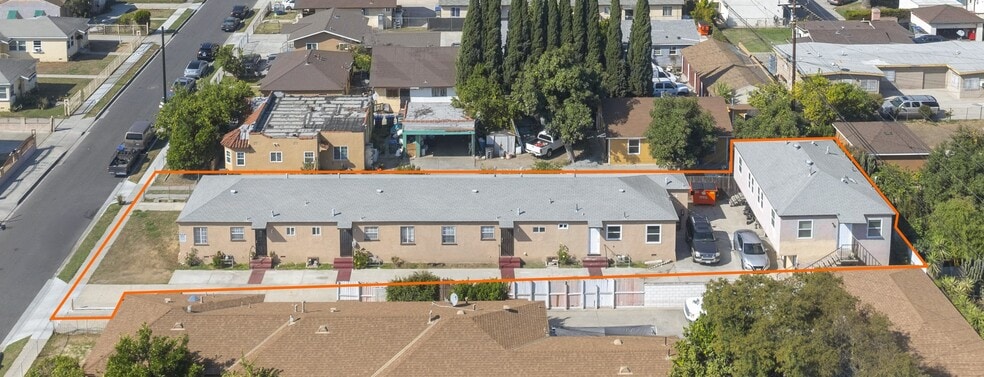 3535 Los Flores Blvd, Lynwood, CA for sale - Building Photo - Image 2 of 9