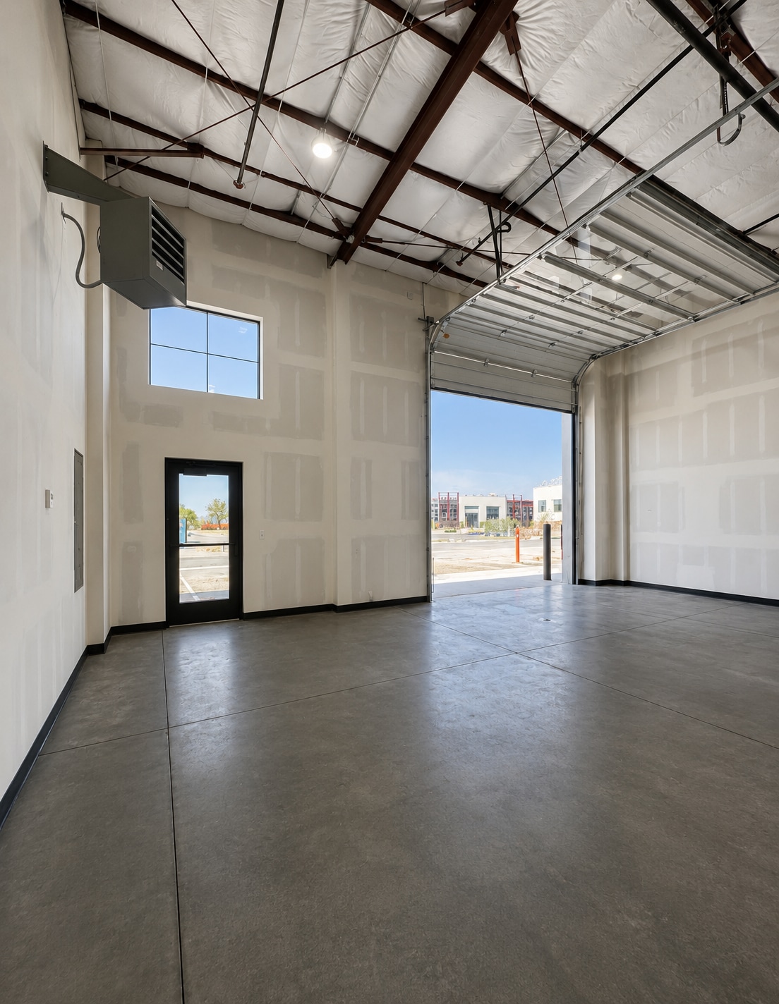 955 14730 S, Bluffdale, UT for lease Interior Photo- Image 1 of 6