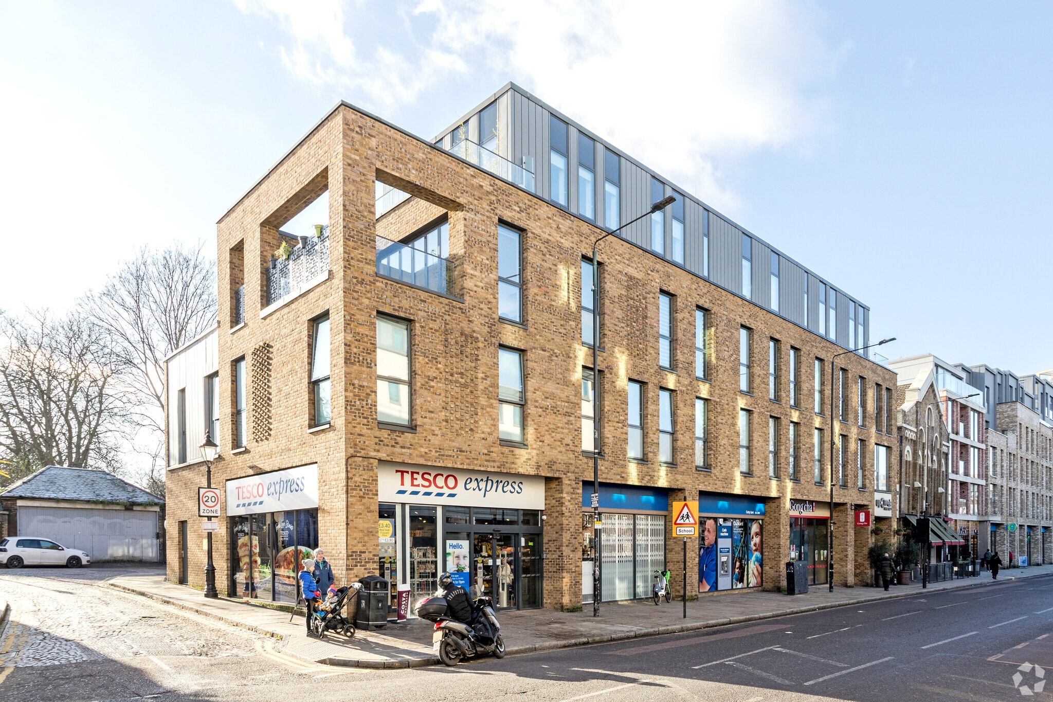 Creek Rd, London for sale Primary Photo- Image 1 of 1