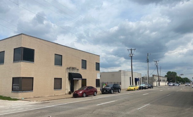 312-324 S 4th St, Waco, TX for lease - Primary Photo - Image 1 of 3
