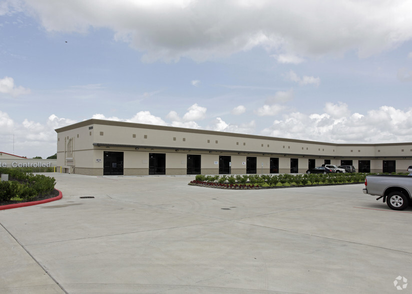 19830 FM 1093, Richmond, TX for lease - Building Photo - Image 3 of 7