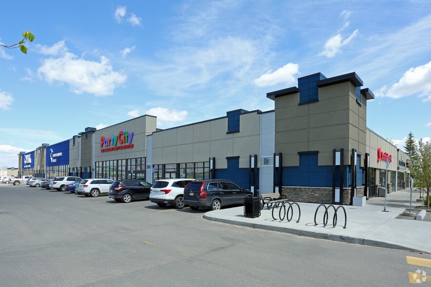 222 Baseline Rd, Calgary, AB for sale - Primary Photo - Image 1 of 1