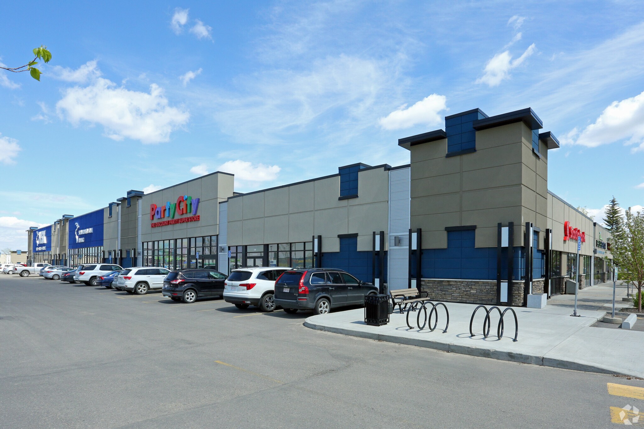 222 Baseline Rd, Sherwood Park, AB for sale Primary Photo- Image 1 of 1