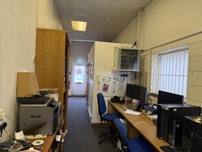 7 Walwyn Rd, Malvern for lease Interior Photo- Image 2 of 2