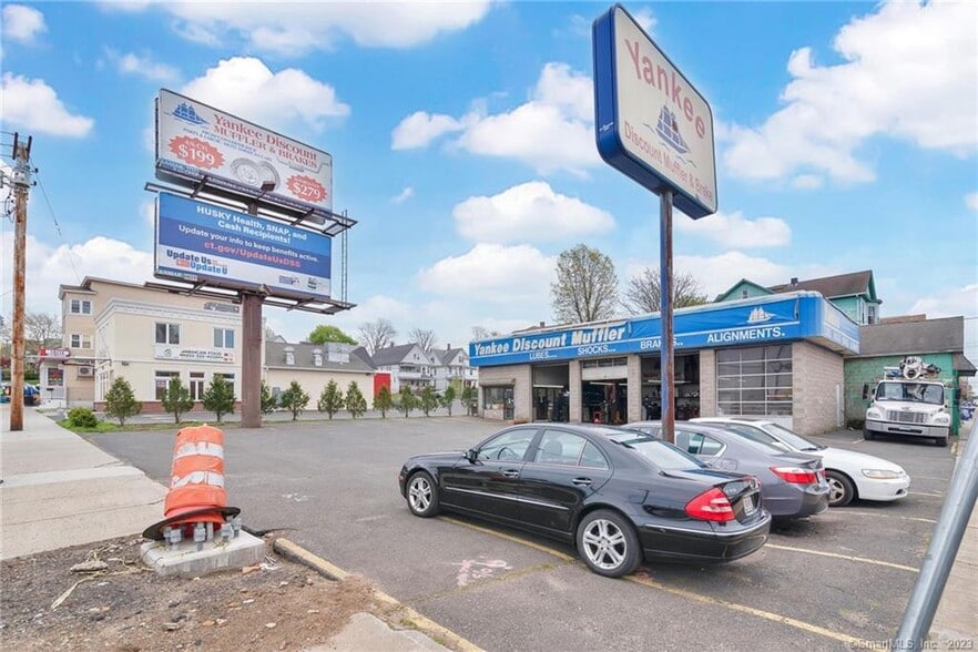 1290 Boston Ave, Bridgeport, CT 06610 Yankee Discount Muffler