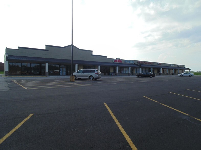 2401 E Wabash St, Frankfort, IN for sale - Building Photo - Image 1 of 1