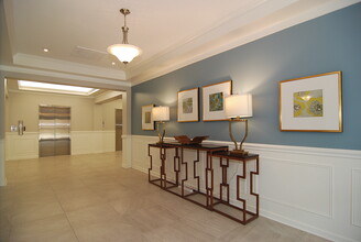 1825 St. Julian Pl, Columbia, SC for lease Interior Photo- Image 2 of 4