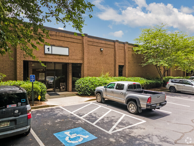 1800 Wilson Way SE, Smyrna, GA for lease - Building Photo - Image 3 of 4