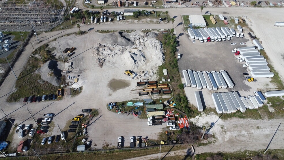 1650 Hemlock St, Tampa, FL for lease - Building Photo - Image 3 of 4