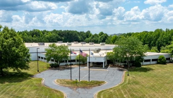 725 Reese Dr SW, Conover, NC for lease - Building Photo - Image 2 of 7