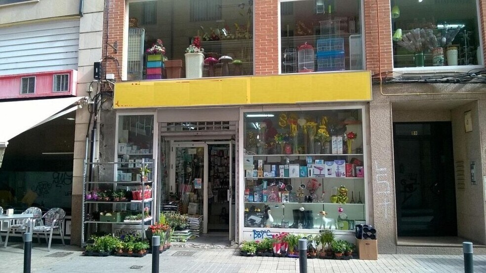 Retail in Ponferrada for sale - Building Photo - Image 1 of 2