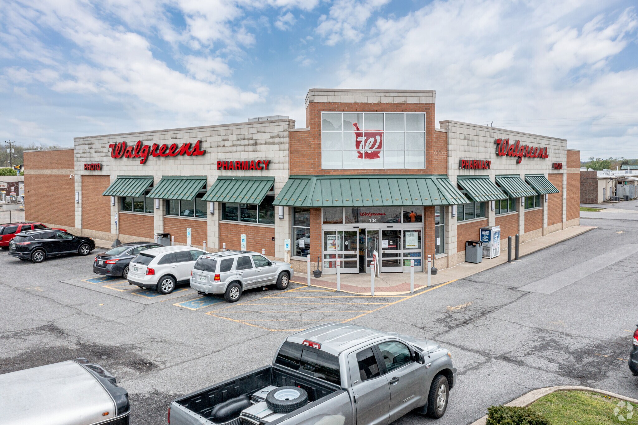 Walgreens Portland, TN for Sale