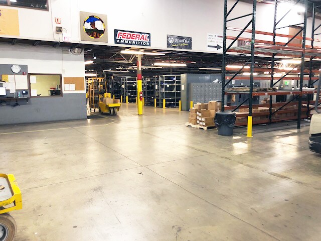 967 Watertower Ln, West Carrollton, OH for sale Interior Photo- Image 1 of 4