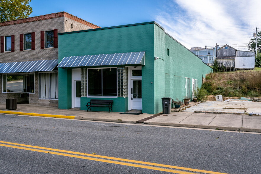 502 First St, Shenandoah, VA for lease - Building Photo - Image 1 of 21