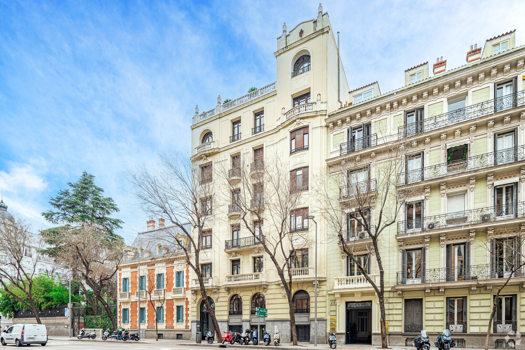 Calle de Almagro, 21, Madrid, Madrid for sale Primary Photo- Image 1 of 1