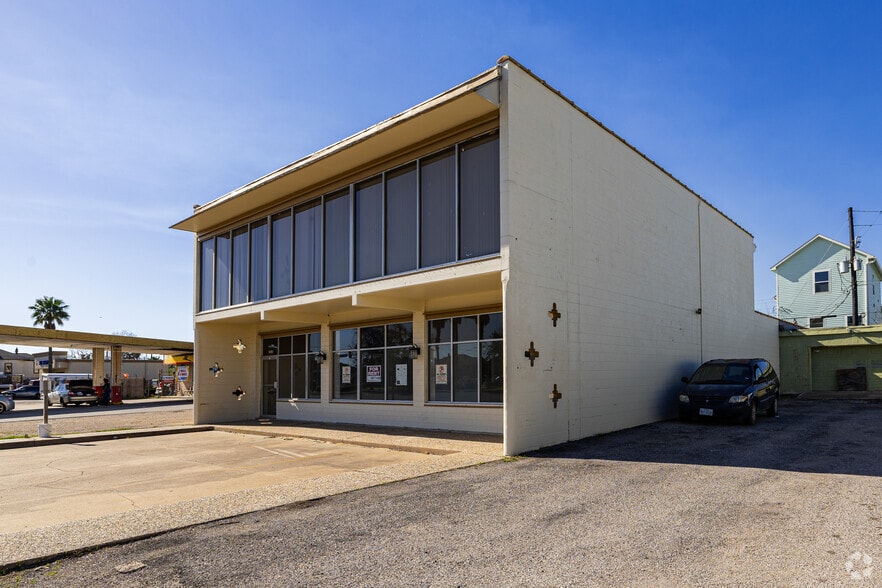 3814 Broadway St, Galveston, TX for lease - Primary Photo - Image 1 of 2