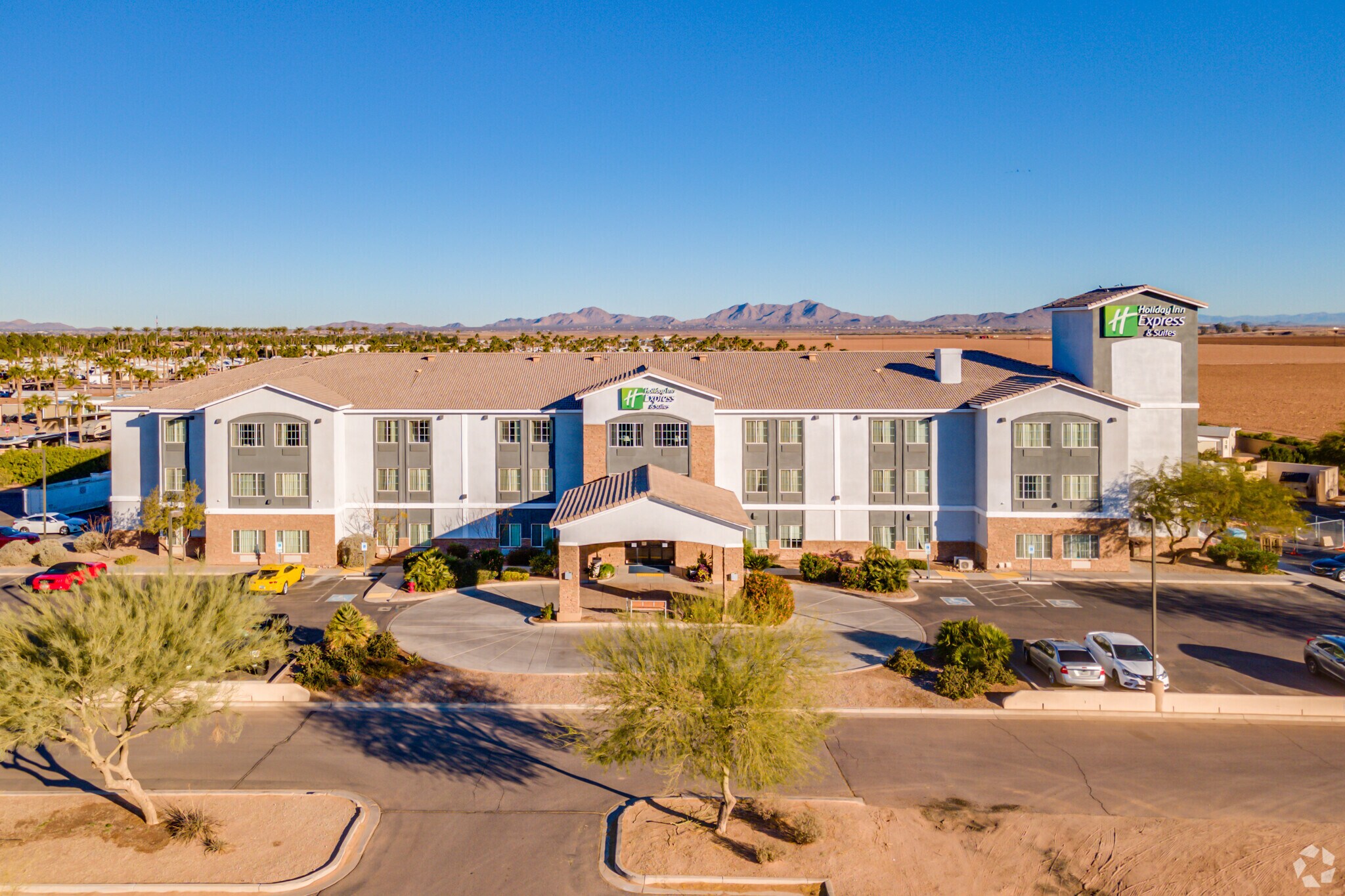 805 N Cacheris Ct, Casa Grande, AZ 85122 Holiday Inn Express & Suites