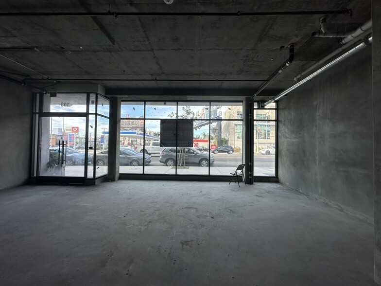 700 N Highland Ave, Los Angeles, CA for lease - Building Photo - Image 3 of 9