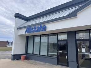 1611-1617 Douglas Rd, Montgomery, IL for lease Building Photo- Image 1 of 10